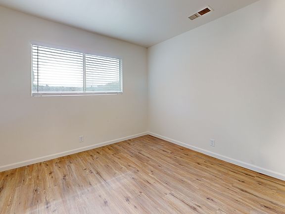4th image of 71 Mono Ave #2B-1Ba-697Sqft