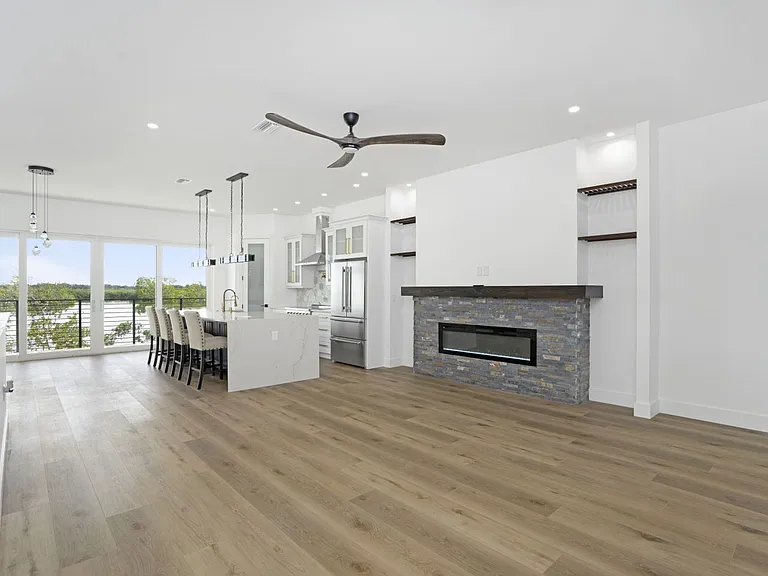 711 Tropical Dr — Photo 28