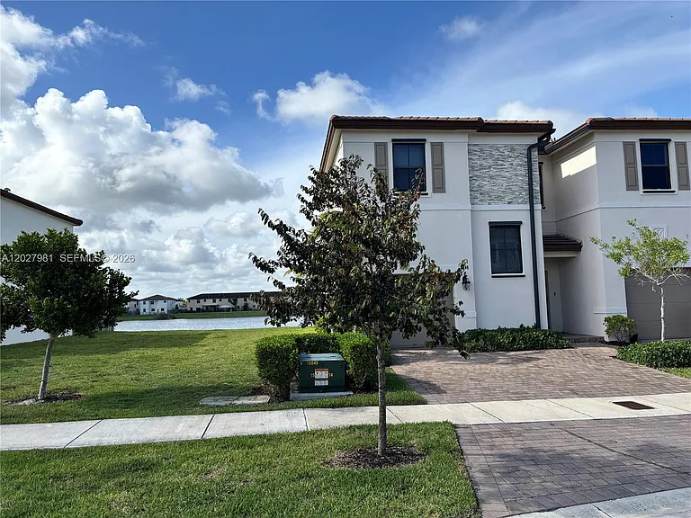 10251 SW 231st Ln — Photo 22