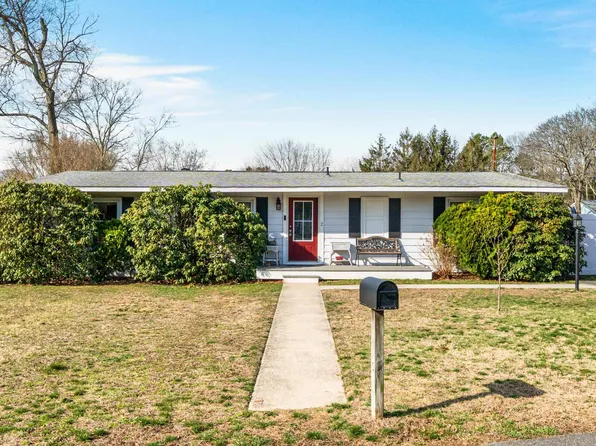 2 W Katherine Ave, Ocean View, NJ 08230