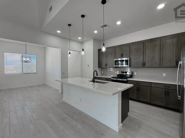 24034 N 197th Ave, Wittmann, AZ 85361