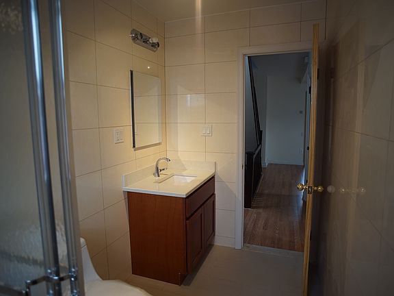 3rd image of 8301 Penelope Avenue # Fl 2nd