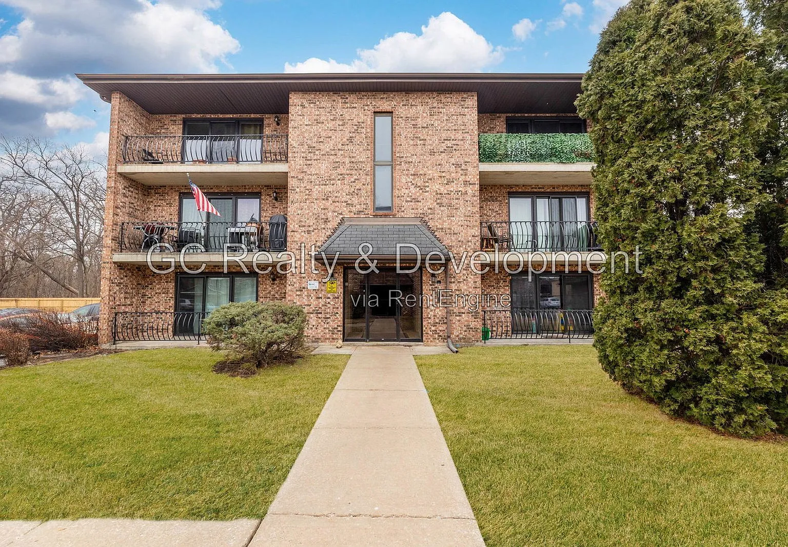 2 bed, 1.5 bath, 1050 sqft, $1,500 — Photo 1