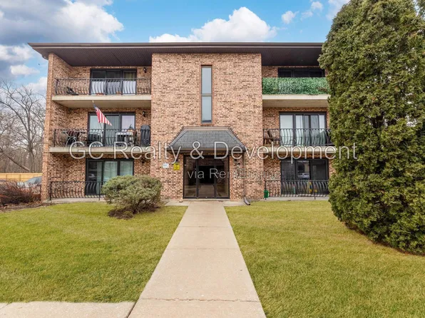 14810 Kenton Ave APT 2E, Midlothian, IL 60445