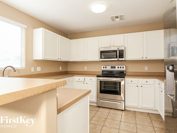 5th image of 11825 W Poinsettia Dr