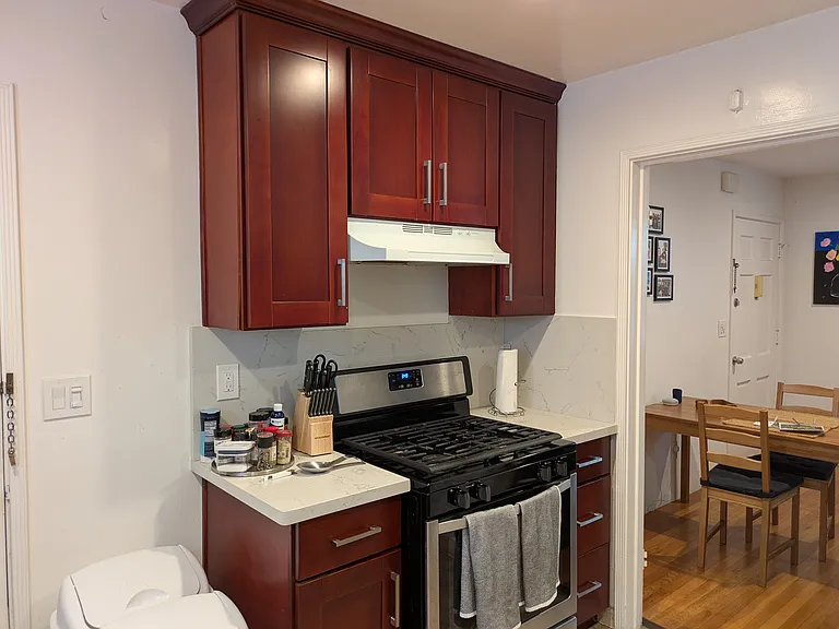 2390 Williams St #4 — Photo 3