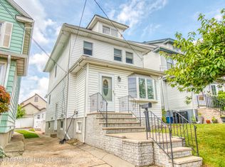 146 Hagaman Pl, Staten Island, NY
