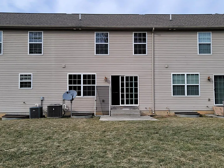 192 Old Schoolhouse Ln — Photo 31