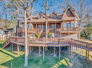 215 Hickory Rd, Titus, AL 36080