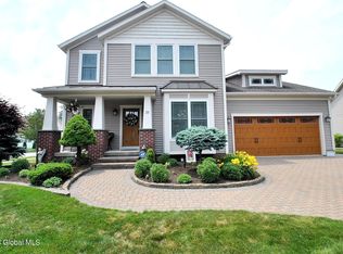 25 Central Ave, Saratoga Springs, NY 12866