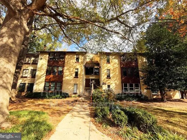 9633 Whiteacre Rd Unit B4, Columbia, MD 21045