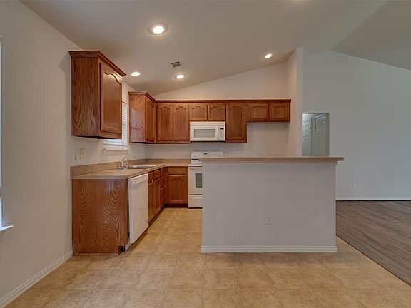 5th image of 11928 Brown Fox Dr #11928