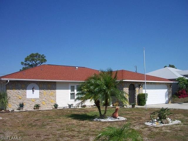 1st image of 1822 NE 17th Ave