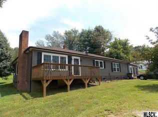 3322 Rocky Rd, Lenoir, NC 28645
