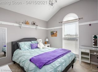 70419 Sunny Brook Ln, Richmond, MI 48062