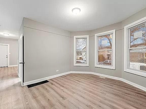 3rd image of 4601 N Kasson Ave #2