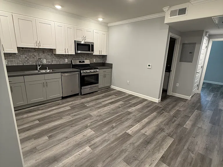kitchen / living area