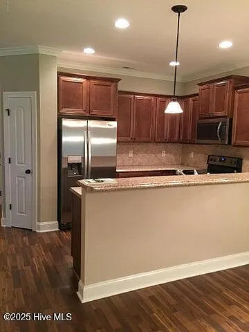 1632 Cambria Dr #B — Photo 8