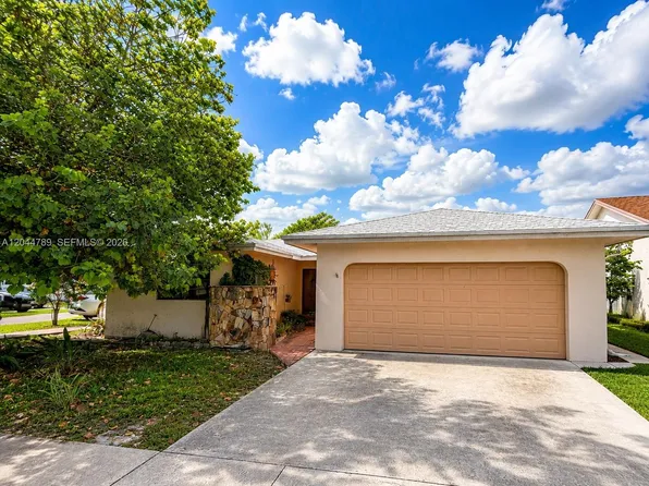 14441 SW 108th Ter, Miami, FL 33186