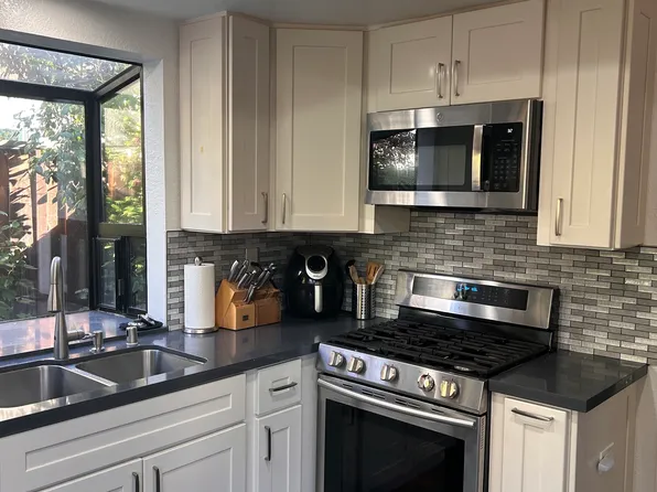 165 Bridgeside Cir, Danville, CA 94506