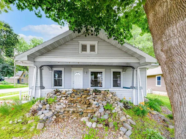 133 South Clear Lake Avenue, Milton, WI 53563