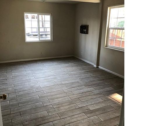 4th image of 4030 Denker Ave