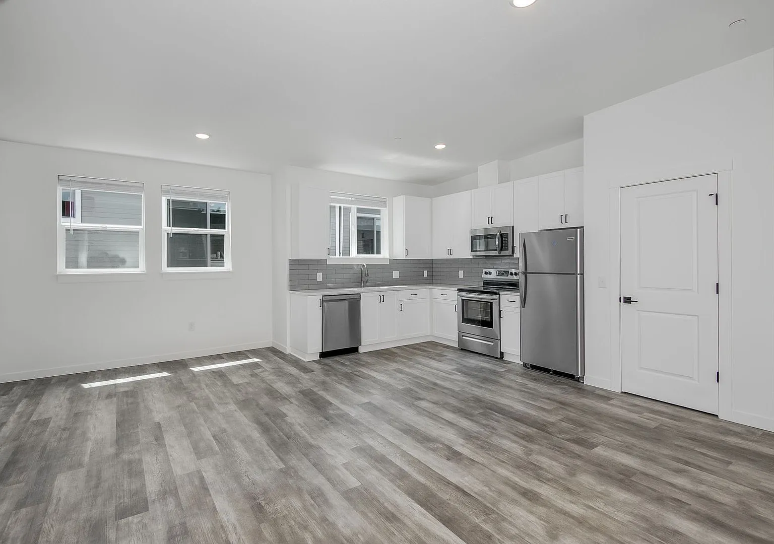 Bailey Commons — Photo 2