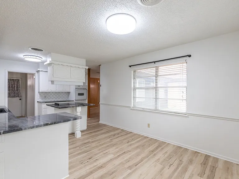 3409 High Meadows Dr — Photo 17