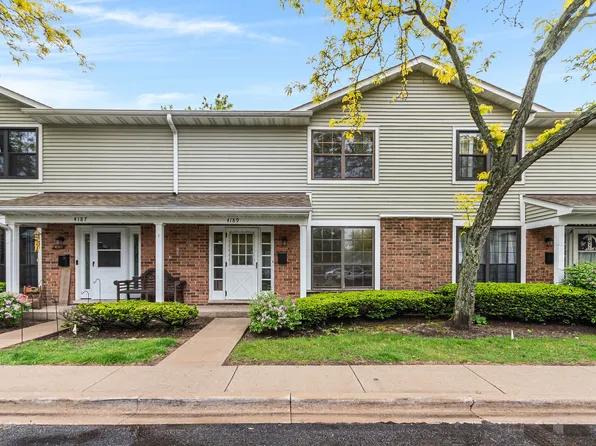 4189 Brentwood Ln, Waukegan, IL 60087