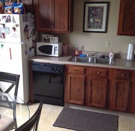 4th image of 102 NE Timbercreek Cir