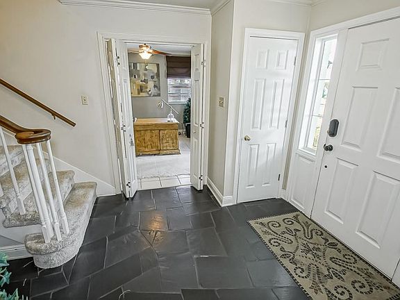 3rd image of 4004 N Turnbull Dr