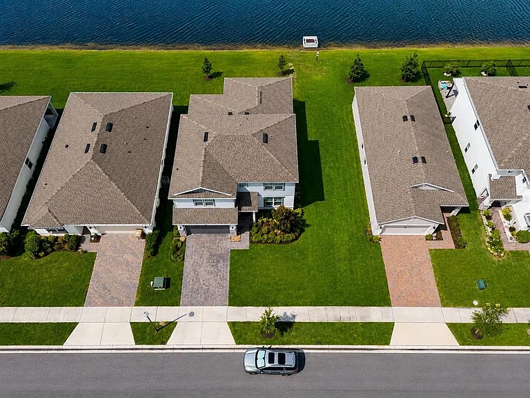 4990 Royal Point Ave — Photo 22