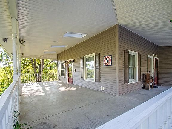 3rd image of 51 Weidman Ln
