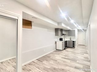 270 The Queensway #2, Toronto, ON M8Y 1J4