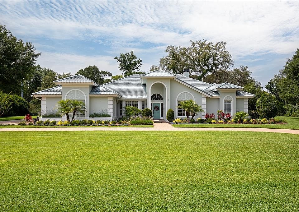 1st image of 731 BEAR CREEK CIRCLE
