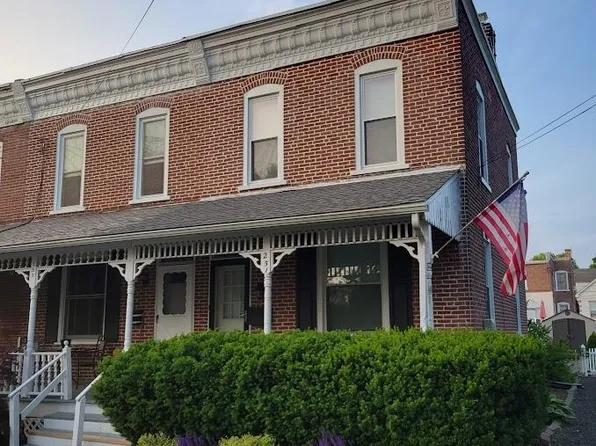 251 N 2nd St, North Wales, PA 19454