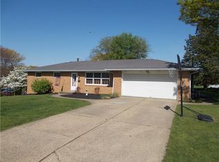 4400 S Beverly Dr, Aliquippa, PA