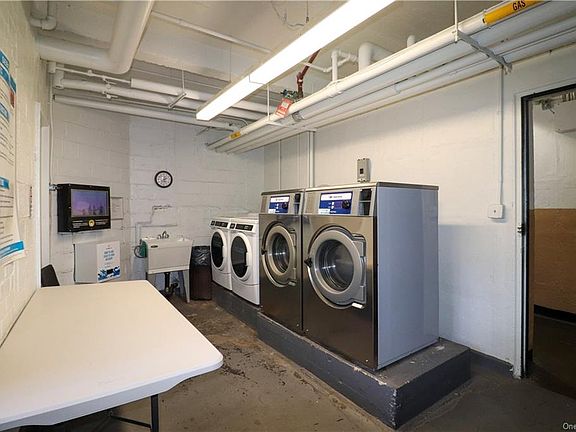 5th image of 749 E 231st St APT 2C