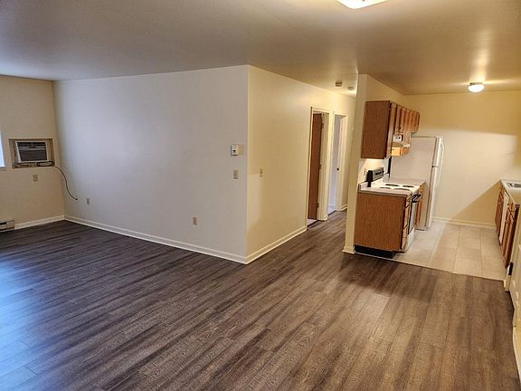 Expansive living/dining area