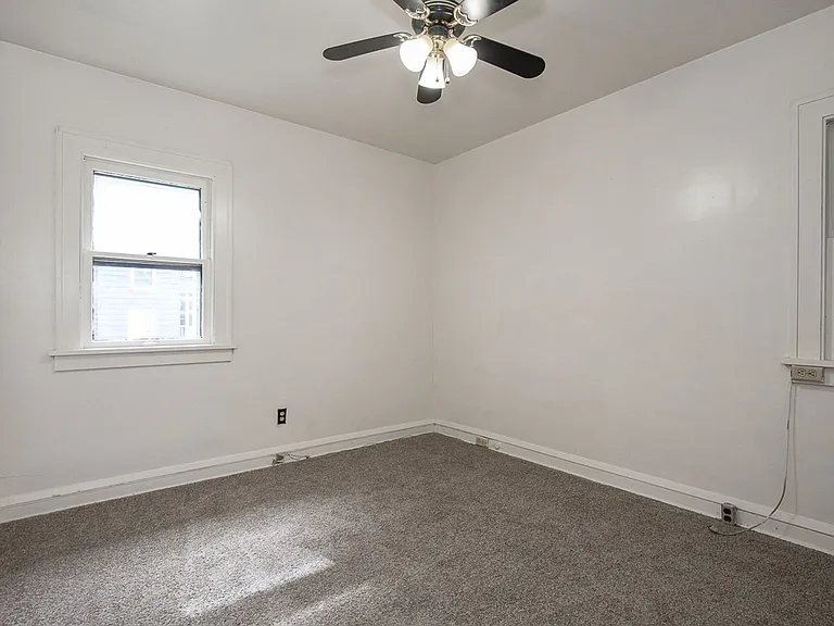 17926 East Park — Photo 2
