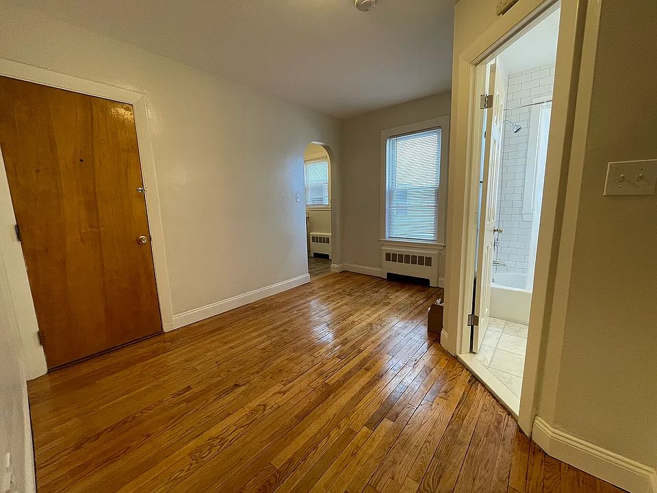 2nd image of 90 Winthrop Shore Dr APT 1A