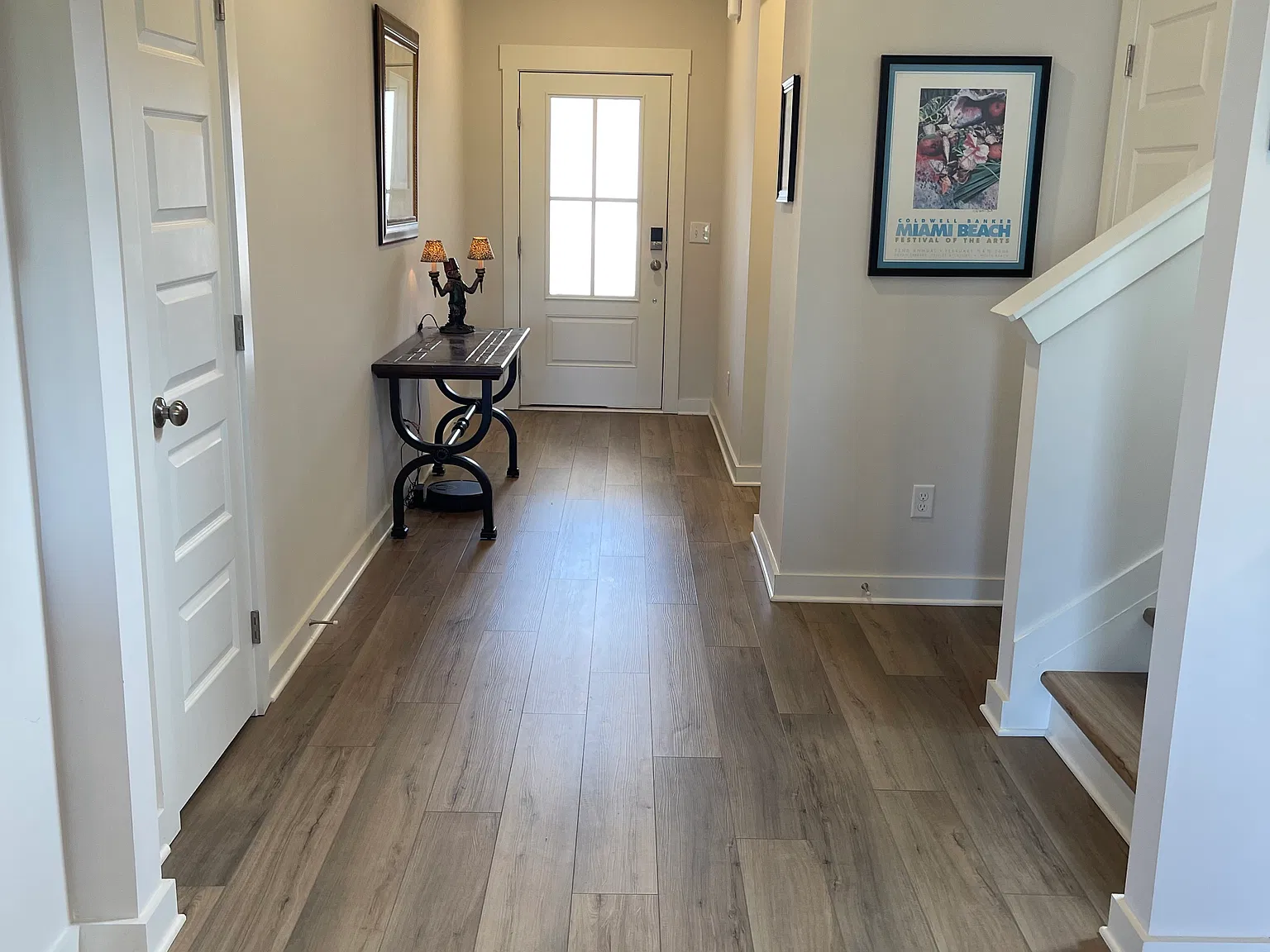 4 bed, 2375 sqft, $2,350 — Photo 4