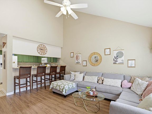 3rd image of 4434 Gearhart Rd APT 1704