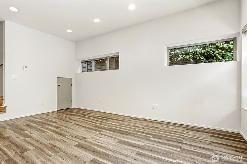 5th image of 2651 22nd Avenue W #A
