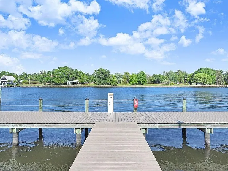 2424 W Tampa Bay Blvd #M205 — Photo 20