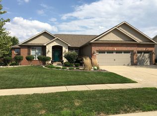 518 Lucas Ln, Forsyth, IL 62535