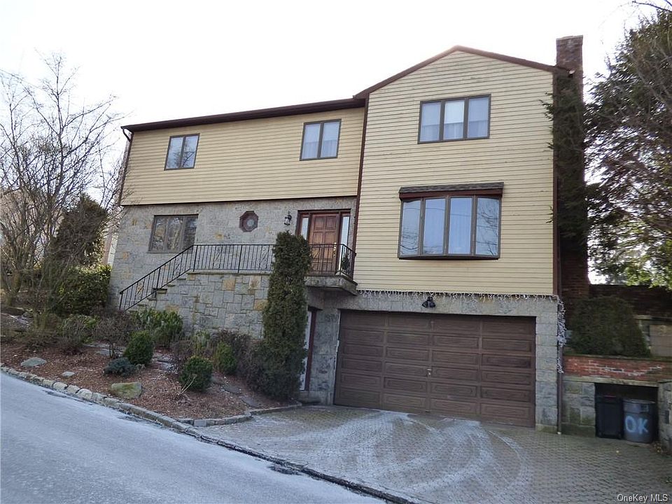 1st image of 69 Lawrence Ave