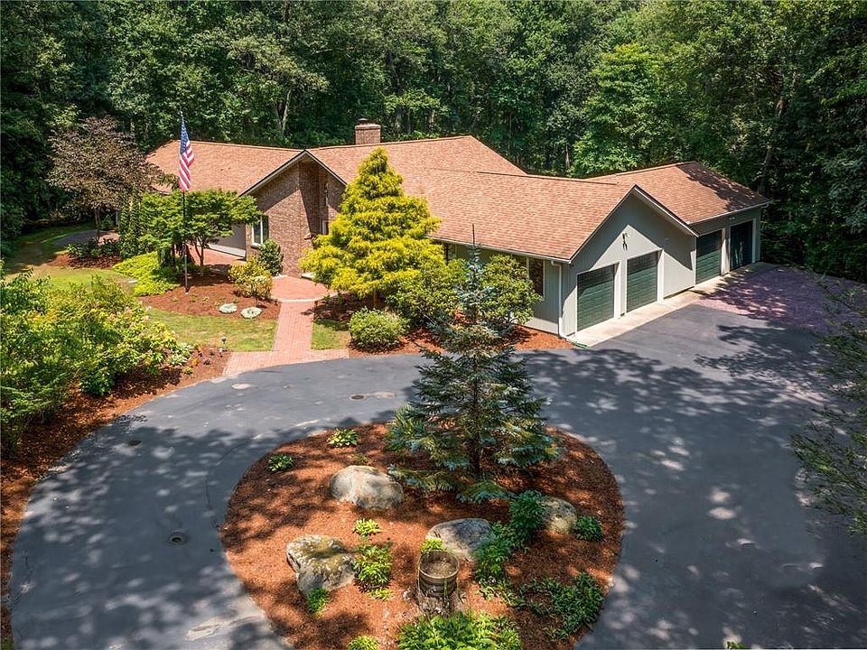 1st image of 154 Beechwood Dr
