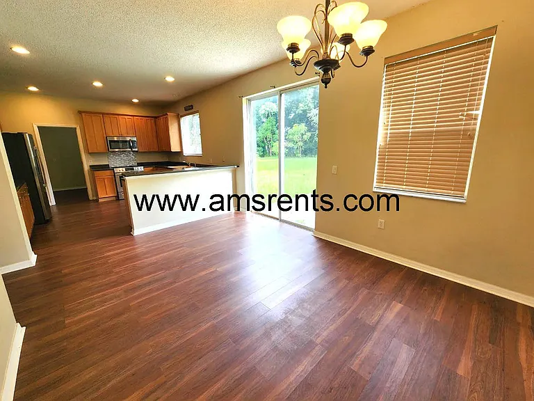 4036 Meadowlark Dr — Photo 11