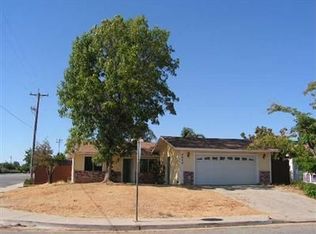 8900 Foothill Dr, Bakersfield, CA